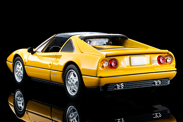トミカリミテッドヴィンテージネオ 1/64 (ダイキャスト製) フェラーリ