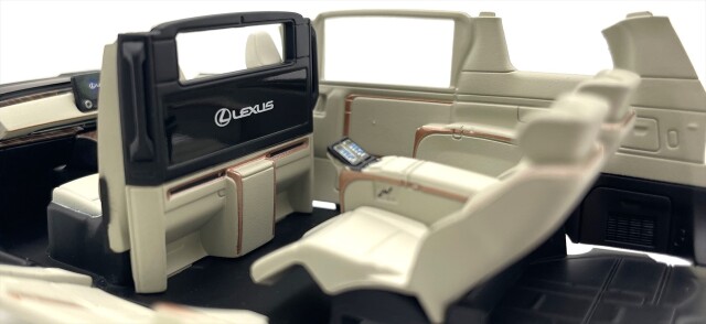 【新品未使用】Lexus LM 1/43 ソニックチタニウム 京商 2セット 楽天市場】京商 1/43 レクサス LM 500h ソニックチタニウム 4席