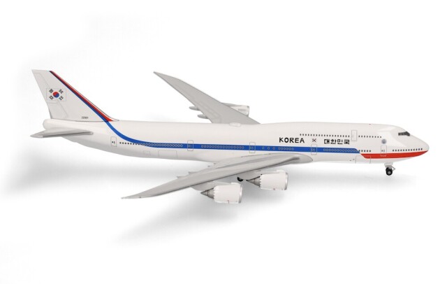 herpa wings 1/500 (ダイキャスト製) 747-8 BBJ 大韓民国政府専用機 22001