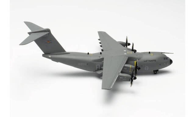 [予約]herpa wings 1/200 A400M ドイツ空軍 LTG62 / 第62空輸航空団 ヴンストルフ航空基地 54+29