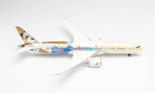 herpa wings 1/200 787-9 エティハド航空 特別塗装 "Choose the USA" A6-BLE