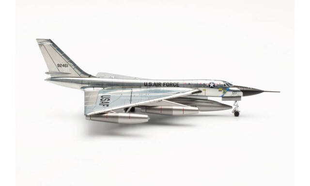 【絶版希少品】 ガリバー 1/200 F-15C 米空軍 58FS hogan wings 1/200 F-86F-40 セイバー 航空自衛隊 総隊司令部