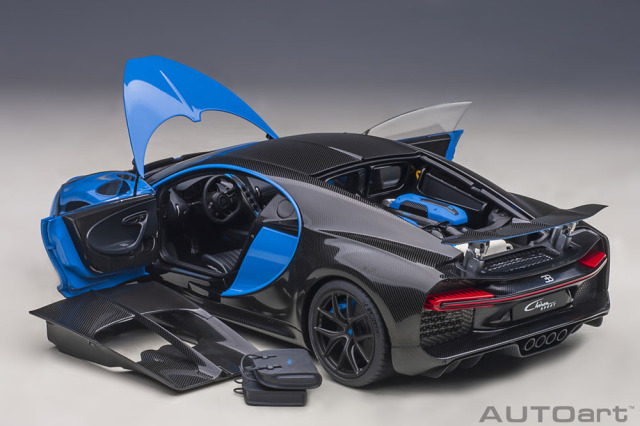 AUTOart (オートアート) コンポジットダイキャストモデル 1/18 