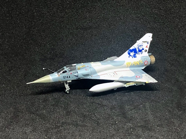 限定）飛行機模型 Mirage 2000 C プラスチック製（限定）飛行機