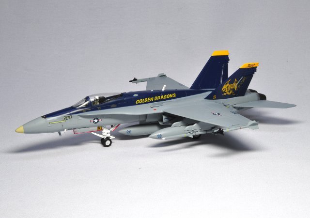WittyWings 1/72 F/A-18C U.S.NAVY VFA-192 GoldenDragons '09