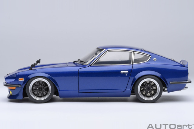 AUTOart(オートアート) コンポジットダイキャストモデル 1/18