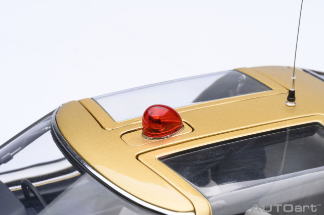 AUTOart (オートアート) コンポジットダイキャストモデル 1/18 (ダイ