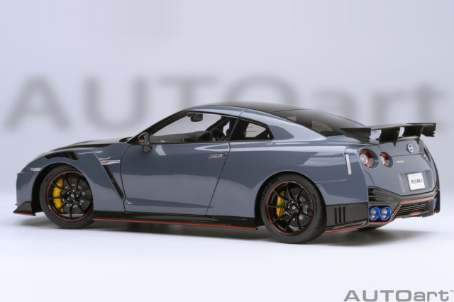 AUTOart (オートアート) コンポジットダイキャストモデル 1/18