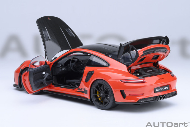 AUTOart (オートアート) コンポジットダイキャストモデル 1/18 (ダイ