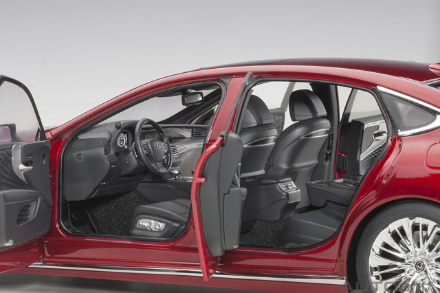 AUTOart (オートアート) コンポジットダイキャストモデル 1/18