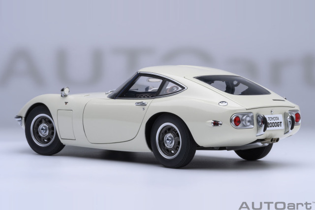 オートアート　トヨタ2000gt　コンポジットモデル　78754 ☆予約品☆ オートアート コンポジット 1/18 トヨタ 2000GT 1967