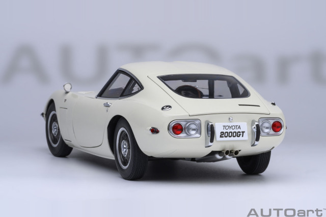 AUTOart(オートアート) コンポジットダイキャストモデル 1/18 (ダイ