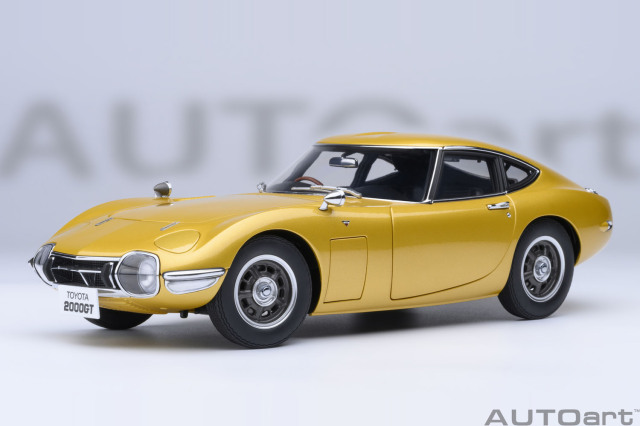AUTOart(オートアート) コンポジットダイキャストモデル 1/18 (ダイキャスト製) トヨタ 2000GT 1967 （ゴールド）