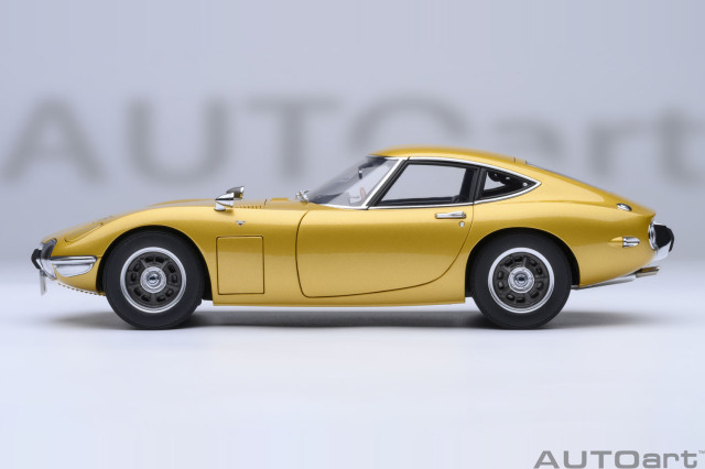 オートアート　トヨタ2000gt　コンポジットモデル　78754 ☆予約品☆ オートアート コンポジット 1/18 トヨタ 2000GT 1967