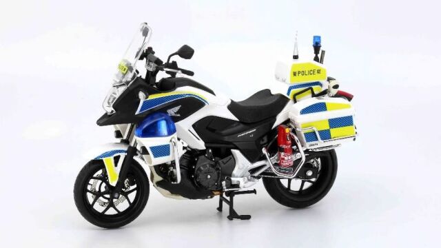 ミニカー　1/18 Tiny ホンダ NC750P 警察車両 [ATC18007] TINY（タイニー）Tiny 1/18 ホンダ NC750P 警察車両 ガリバー