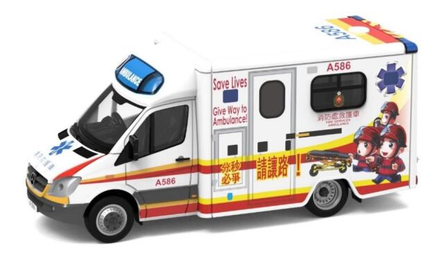 TINY（タイニー） Tiny City No.104 メルセデスベンツ スプリンター 病院移送用救急車 (A586)