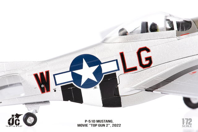 JCW 1/72 (ダイキャスト製) P-51D マスタング Top Gun 2, 2022 ガリバー
