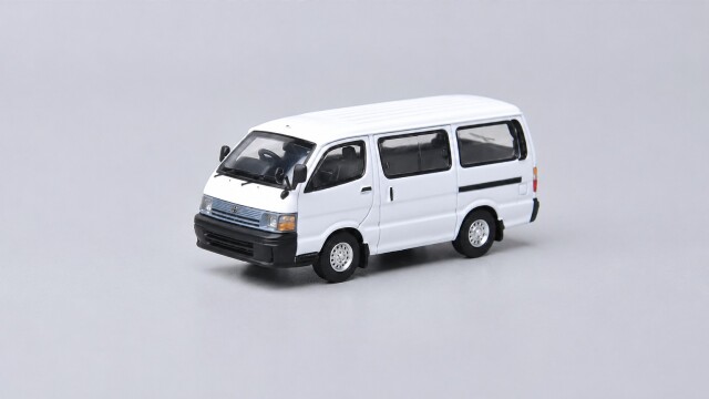 [予約]MODEL 1(モデルワン) 1/64 (ダイキャスト製) トヨタ ハイエース 第4世代 H100 ホワイト