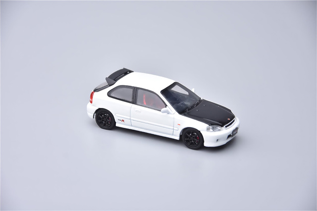 MODEL 1(モデルワン) 1/64 (ダイキャスト製) ホンダ シビック タイプR EK9 ホワイト（カーボンボンネット）