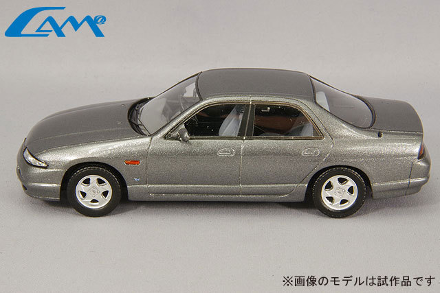 CAM@ 1/43 日産 スカイライン GTS 25t (R33) 4ドアセダン 1993年