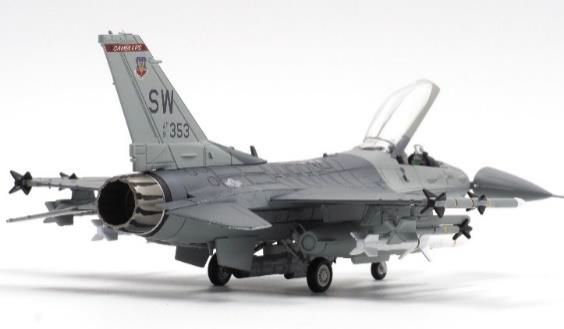 Calibre Wings(カリバ―ウイングス) 1/72 (ダイキャスト製) F-16C Block