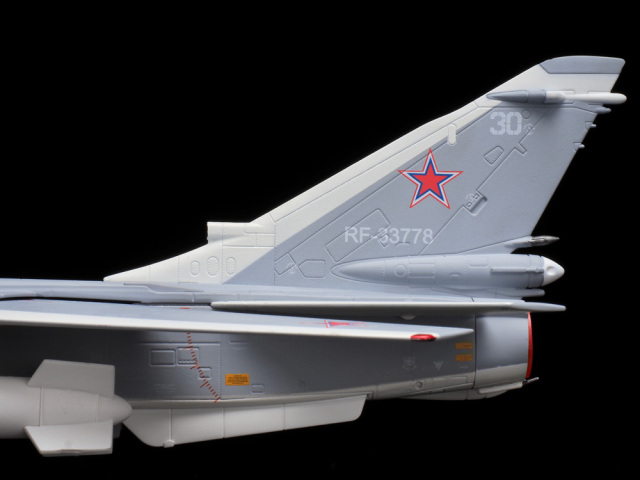 Calibre Wings(カリバ―ウイングス)1/72 (ダイキャスト製) SU-24MR