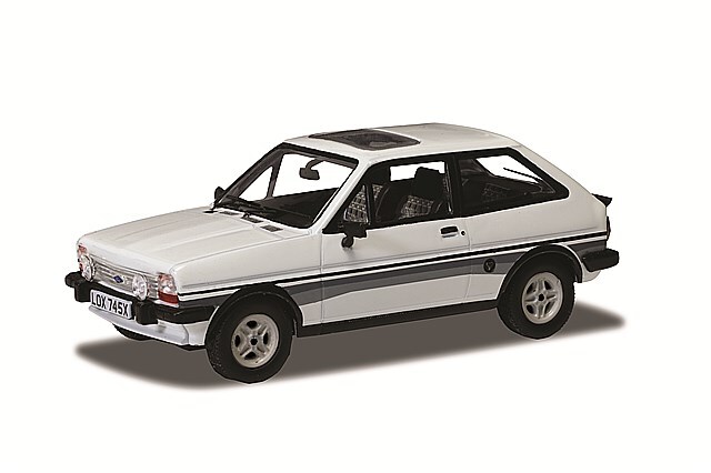 [予約]CORGI(コーギー) 1/43 (ダイキャスト製) フォード フィエスタ Mk1 1300 スーパースポーツ ダイヤモンドホワイト