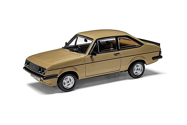 [予約]CORGI(コーギー) 1/43 (ダイキャスト製) フォード エスコート Mk2 RS2000 カスタム トスカーナベージュ