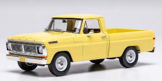 ☆激レア入荷!! イクソ・アルタヤ製 1:43スケール FORD CLT-9000  