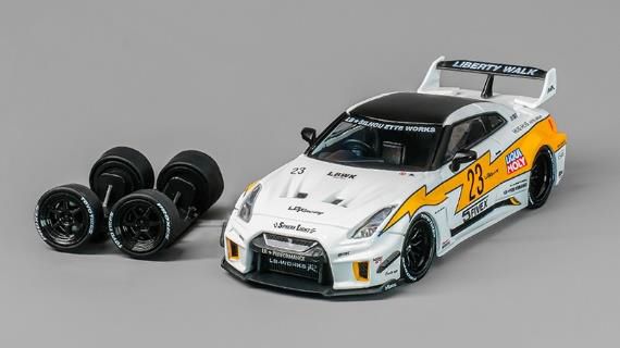 CM・MODEL(CMモデル)  1/64 Nissan LB-WORKS GT35RR スーパーシルエット No.23