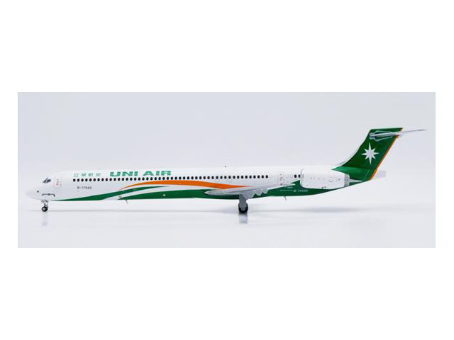 [予約]JC WINGS 1/200 (ダイキャスト製) MD-90-30 Uni Air B-17920 (再生産/価格変更)