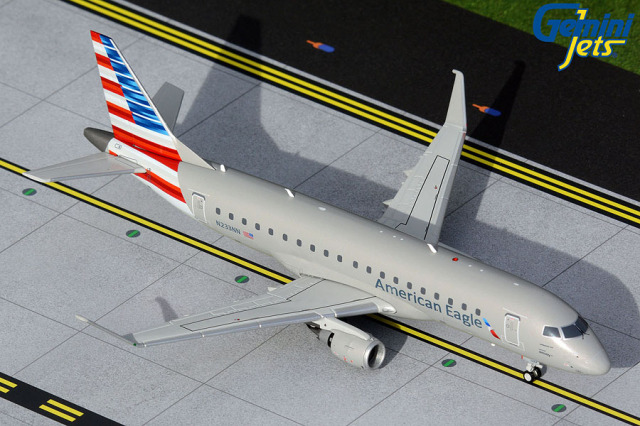 Gemini Jets 1/200 (ダイキャスト製) E175 アメリカンイーグル N233NN