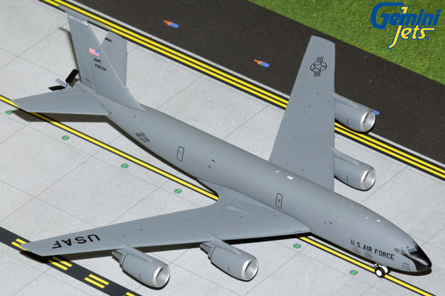 Gemini Jets 1/200 (ダイキャスト製) KC-135RT アメリカ空軍 マッコーネル空軍基地 62-3534