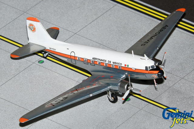 Gemini Jets 1/200 (ダイキャスト製) DC-3 アエロメヒコ航空 XA-FUV polished belly
