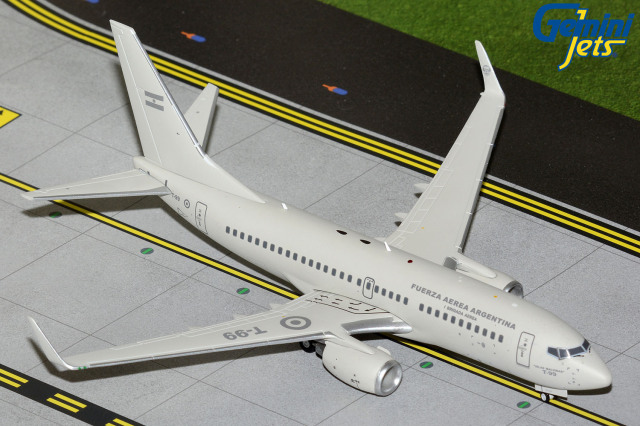 Gemini Jets 1/200 (ダイキャスト製) 737-700 アルゼンチン空軍 T-99