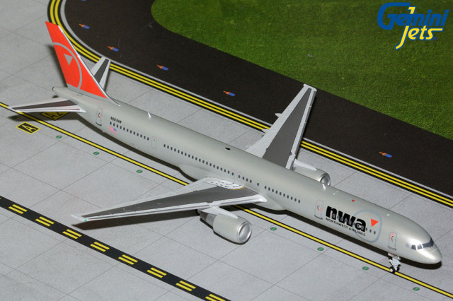 Gemini Jets 1/200 (ダイキャスト製) 757-300 ノースウエスト航空 N587NW final livery [MS]