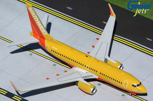 Gemini Jets 1/200 (ダイキャスト製) 737-700(W) サウスウェスト航空 N714CB "Southwest Classic"