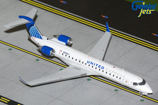 Gemini Jets 1/200 (ダイキャスト製) CRJ550 ユナイテッドエクスプレス N506GJ