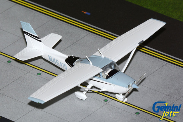 Gemini General Aviation 1/72 (ダイキャスト製) セスナ 172M スカイホーク Southeastern Minnesota Flying Club N46418