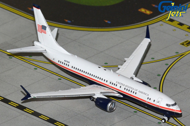 [予約]Gemini Jets 1/400 (ダイキャスト製) 737 MAX 8 BBJ アメリカ空軍 N471US