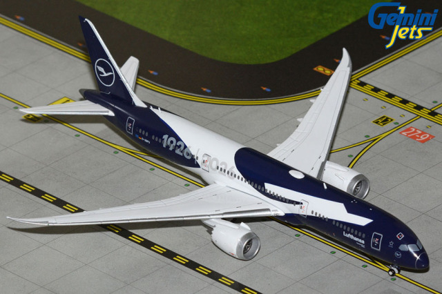 ルフトハンザ航空 B787-9 特別塗装 1/400 飛行機模型 S*y様 ルフトハンザ航空 B787-9 特別塗装 1/400 飛行機模型 【公式通販】