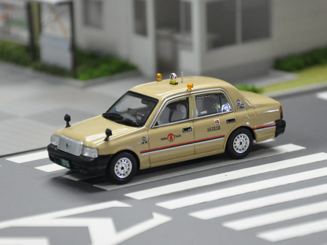 GULLIVER64 (ガリバー64) 1/64 (ダイキャスト製) 東都自動車交通 クラウンコンフォート