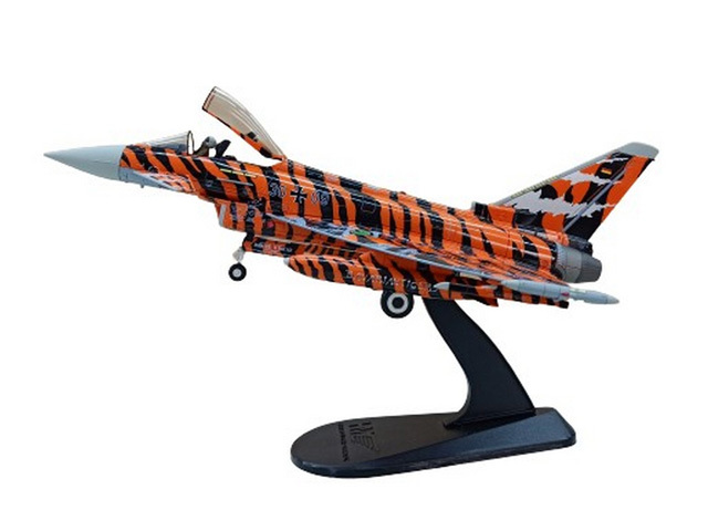 HOBBY MASTER 1/72 (ダイキャスト製) ユーロファイター・タイフーン "ブロンズ・タイガー"