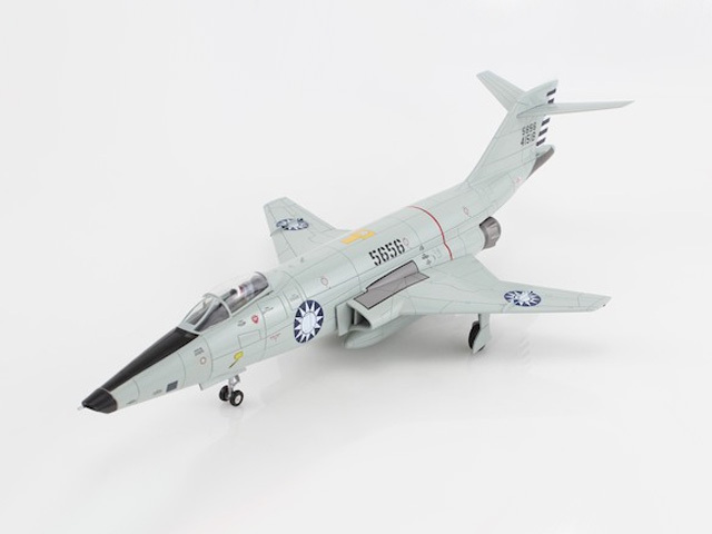 HOBBY MASTER 1/72 (ダイキャスト製) RF-101A ヴードゥー "台湾空軍 第4戦術偵察飛行隊 1965"