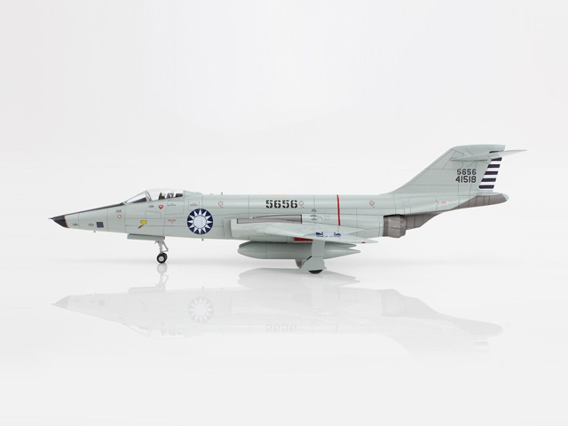 HOBBY MASTER 1/72 (ダイキャスト製) RF-101A ヴードゥー 
