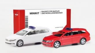 herpa Cars&Trucks 1/87 ミニキット フォルクスワーゲン パサート ヴァリアント ライトバー付 (2台セット)