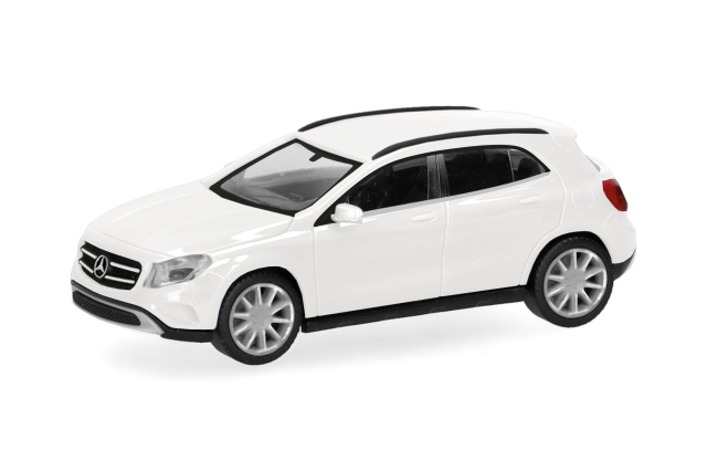 herpa Cars&Trucks 1/87  (プラスチック製) メルセデスベンツ GLA  ホワイト