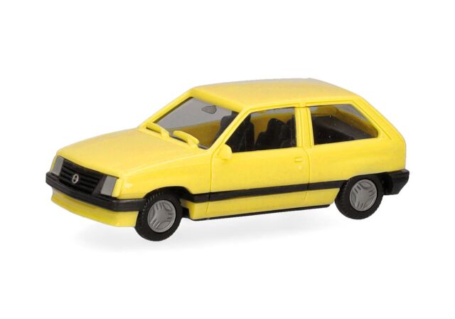 herpa Cars&Trucks 1/87 (プラスチック製) オペル コルサ A 2ドア イエロー