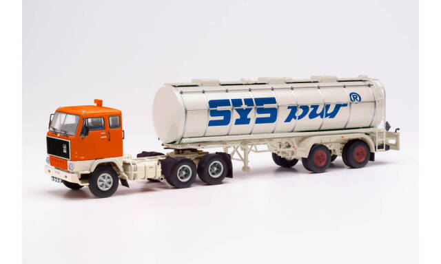 herpa Cars&Trucks 1/50 ボルボ F 89 6x4   タンクセミトレーラー „Deutrans“