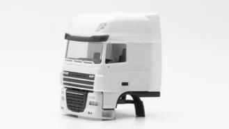herpa Cars&Trucks 1/87 DAF XF105 SSC キャブ ウィンドディフレクター、 ルーフスポイラー、シャーシカバー付 (2個)
